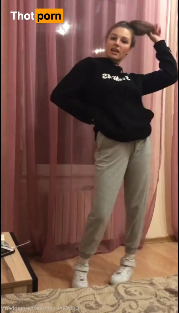 karina_raspberry 5550092