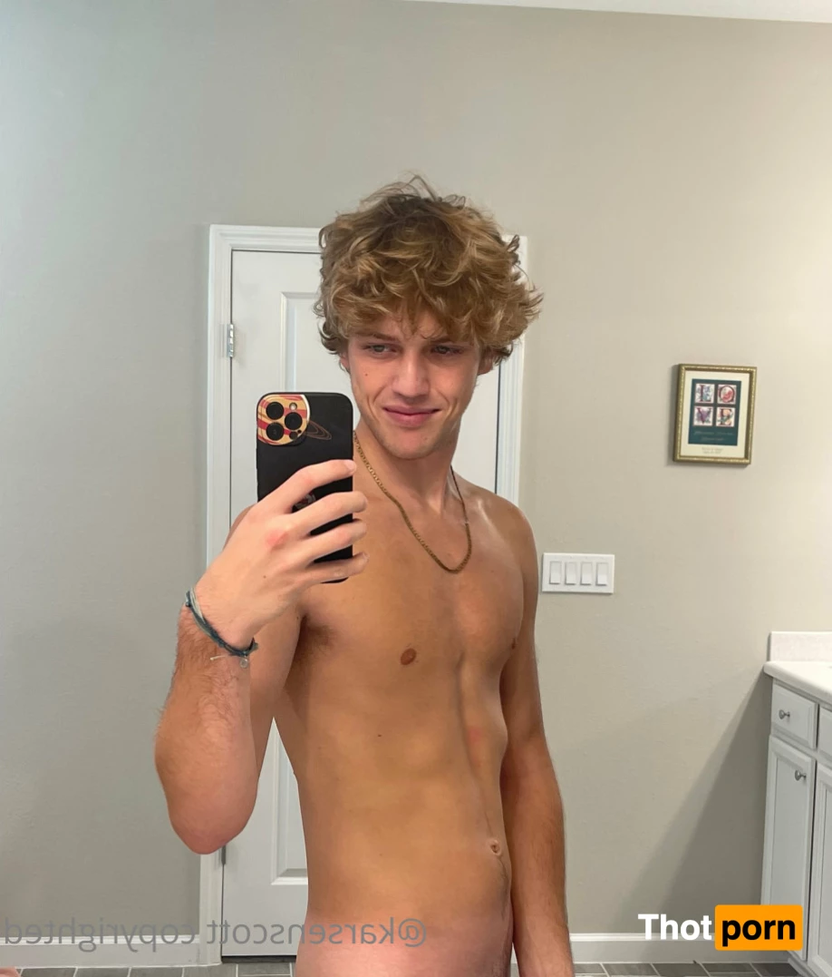 Karsen Scott 5560897