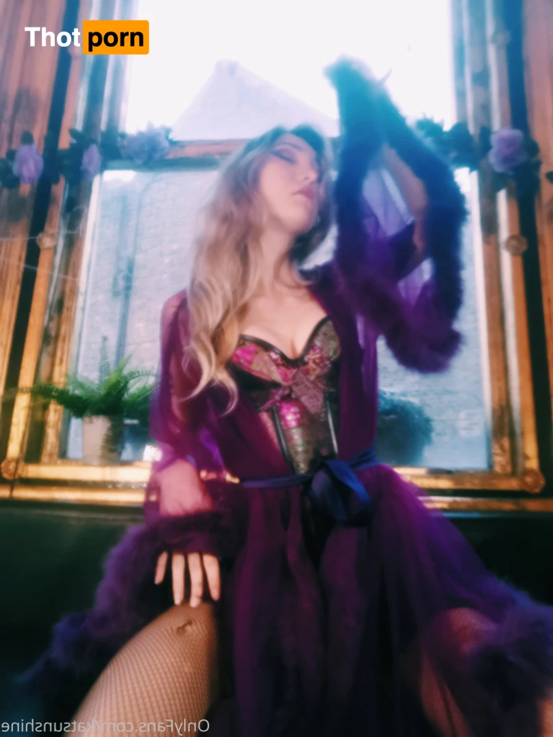 Kat Sunshine 5634167