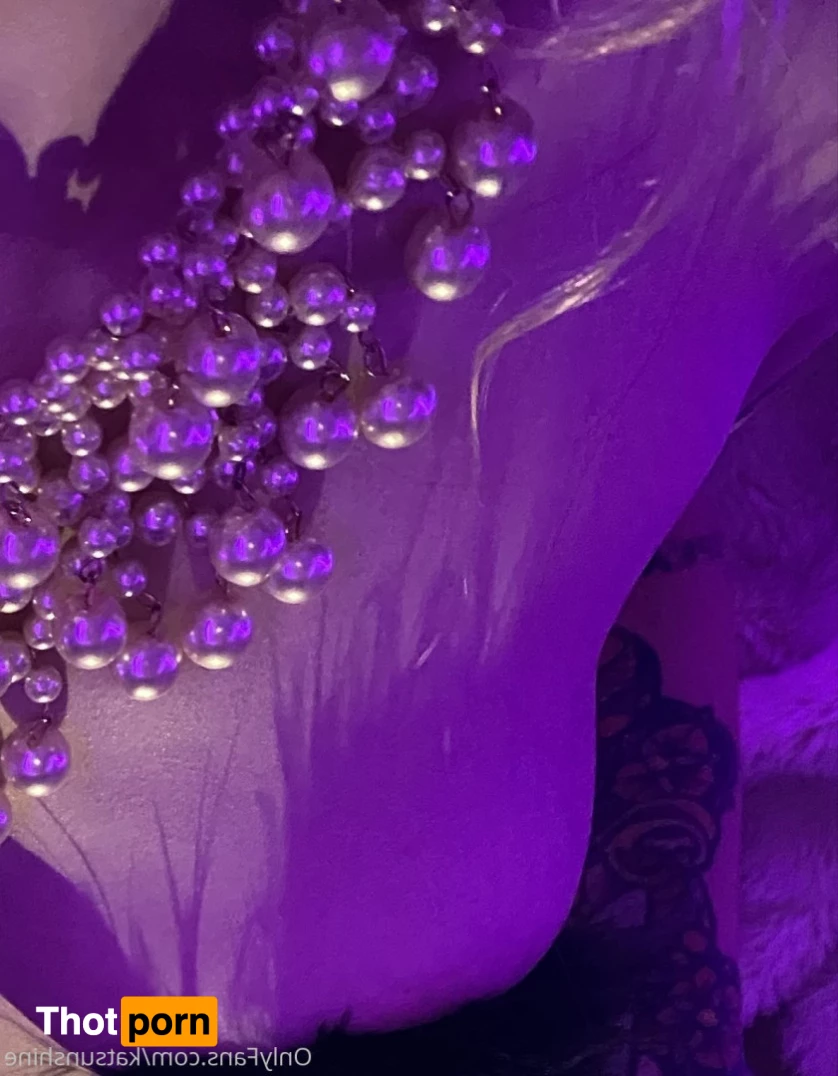 Kat Sunshine 5634197