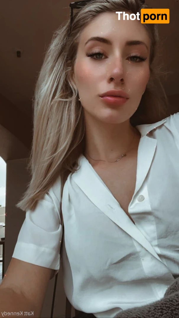 🧘🏼‍♀️𝗬𝗢𝗚𝗜 𝗞𝗔𝗧𝗧 💕 5542443