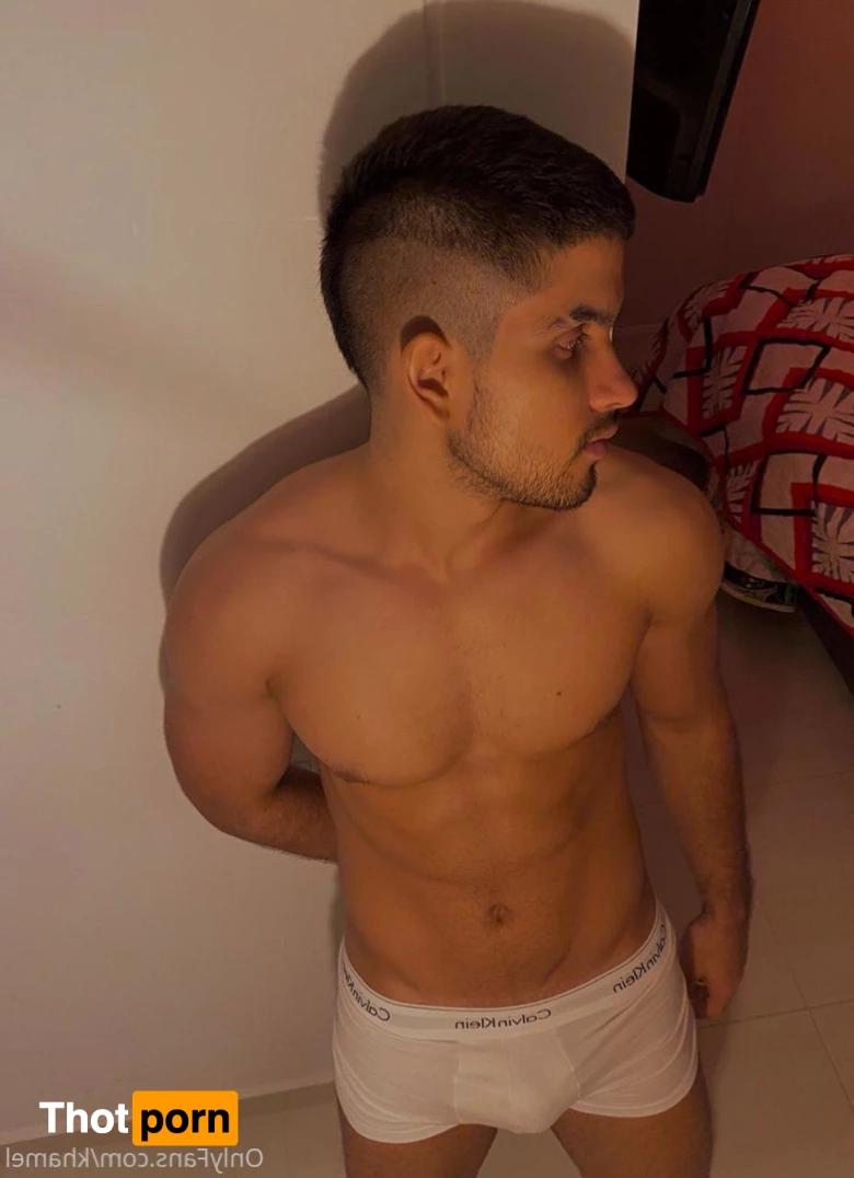 Khamel Amhad ( TOP 1% CREATOR) 5627320