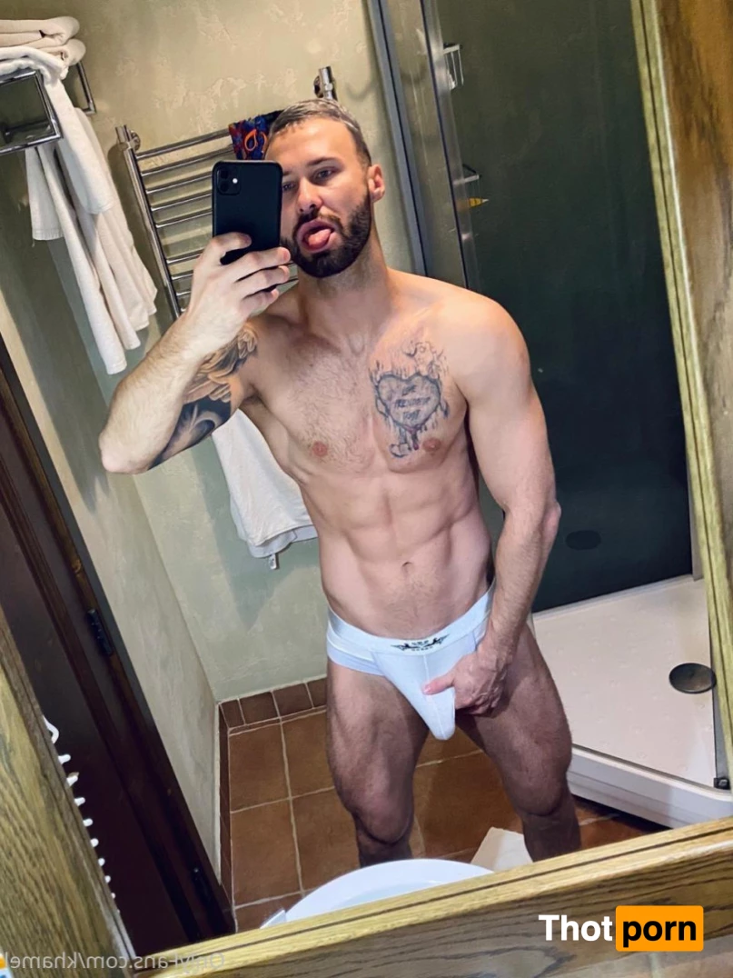 Khamel Amhad ( TOP 1% CREATOR) 5627434