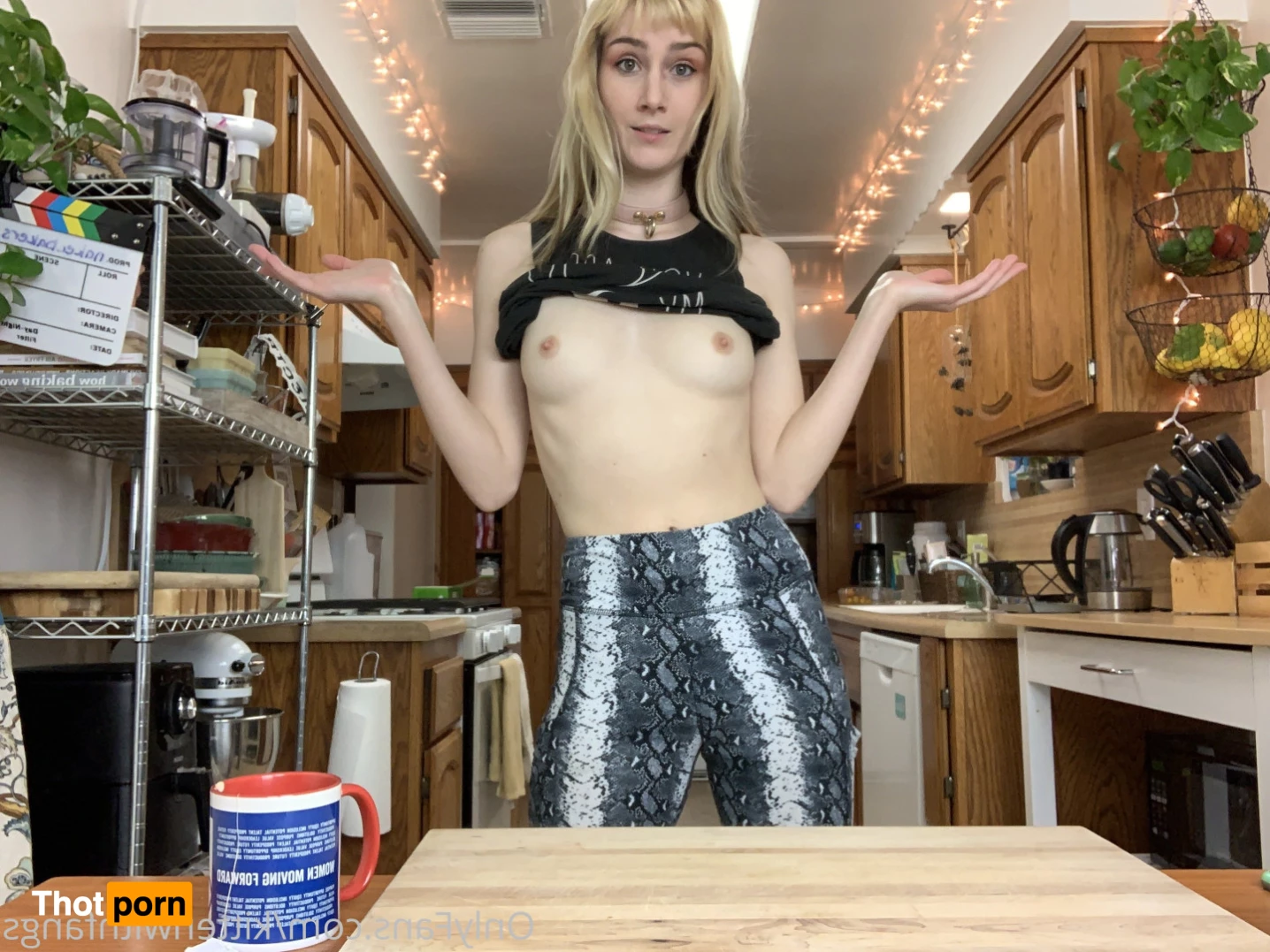 Amanda Kelly 5540725