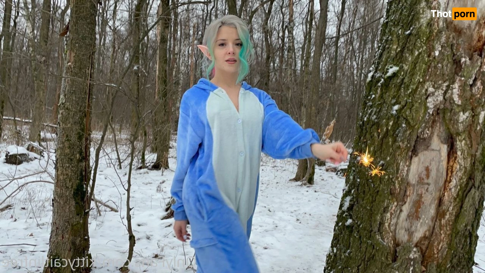 Kitty Caitlin 5530306