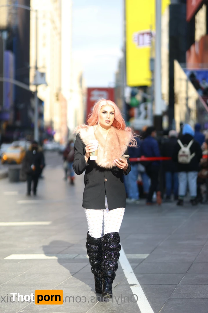 Kristi Lacroix 5539171