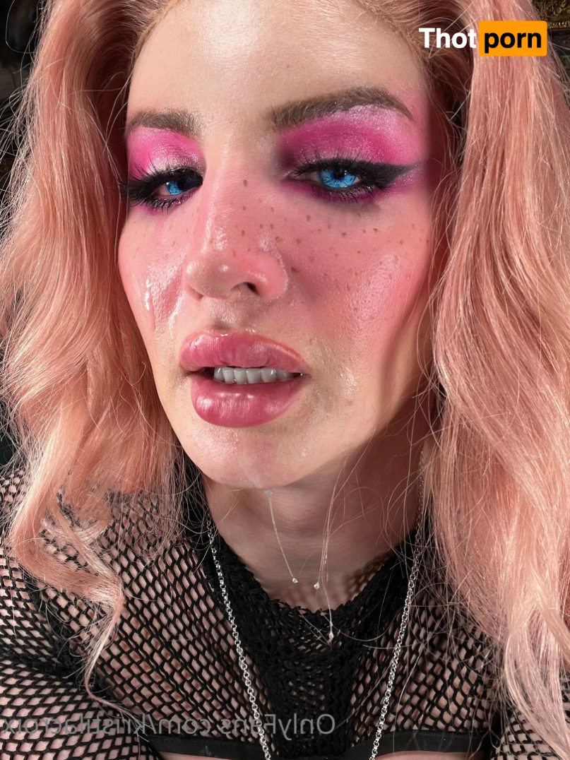 Kristi Lacroix 5539340