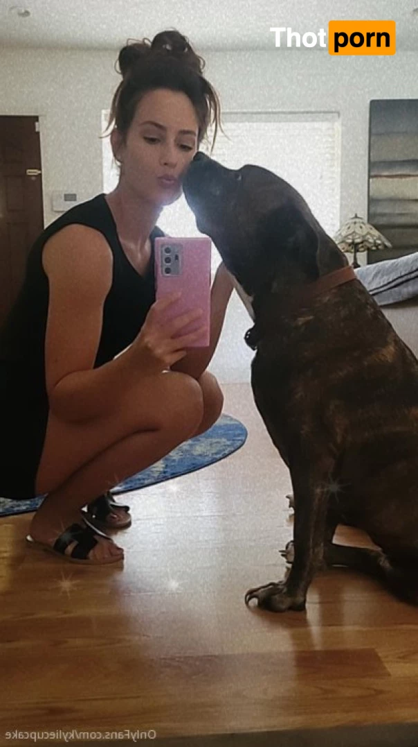 Kylie Cupcake 9081675