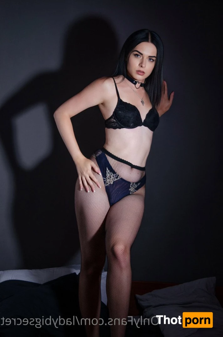 Lady with secret ⚧💕 5500991