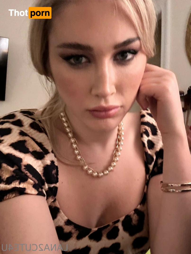 Lana Madison 11938770