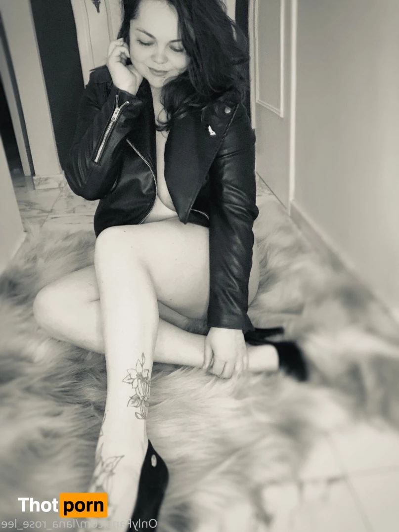 lana_rose_lee 5411670