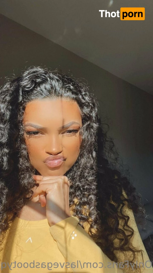 Las Vegas Booty Queen *Sneak Peak Page* 5533421