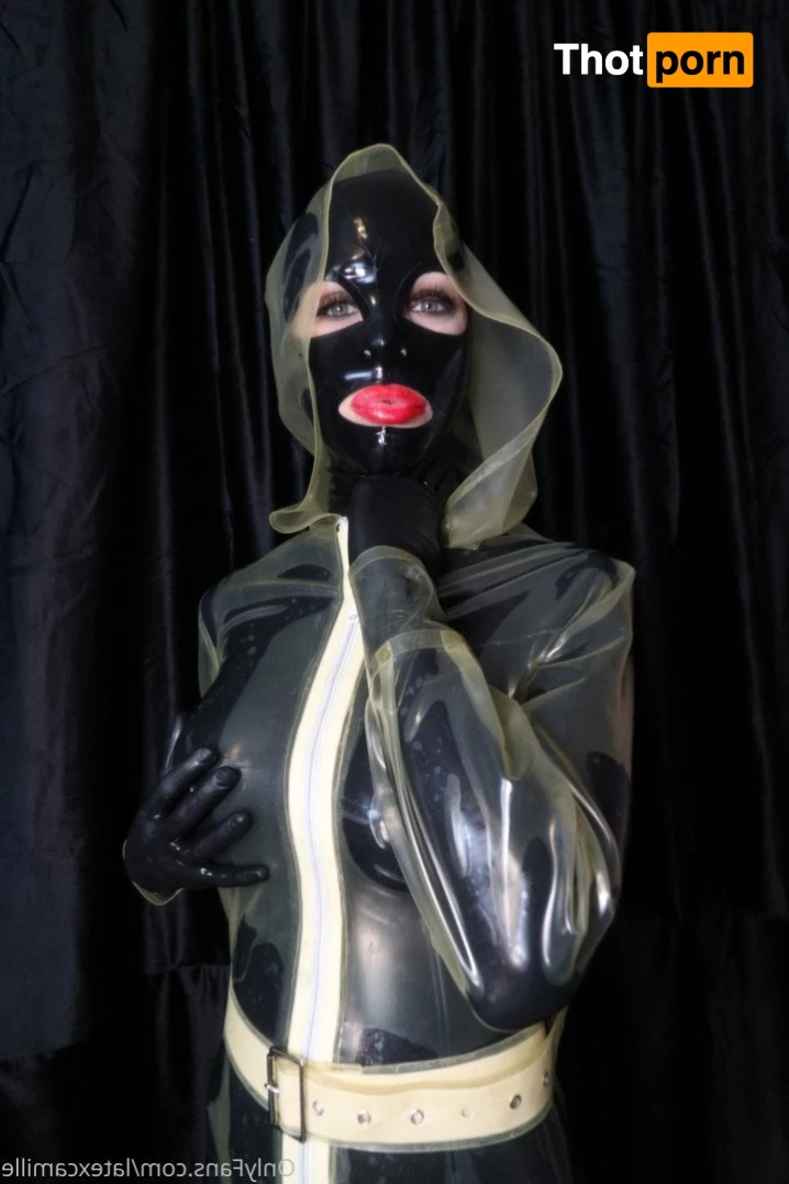 Latex Camille 5492575