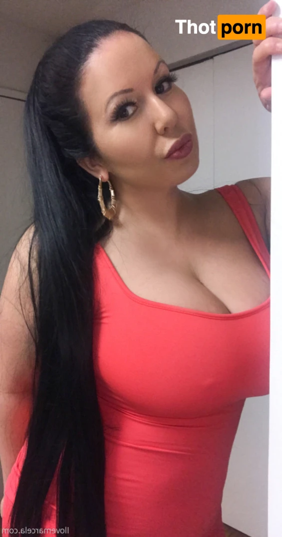 Marcela Alonso 11882387