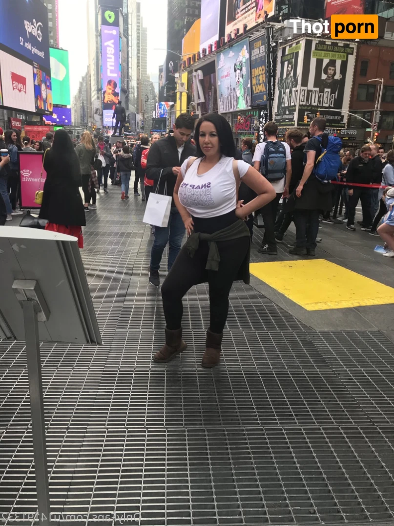 Marcela Alonso 11882577