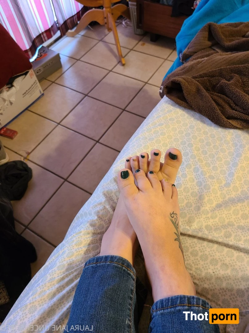 laurajaneuncensored 5408555