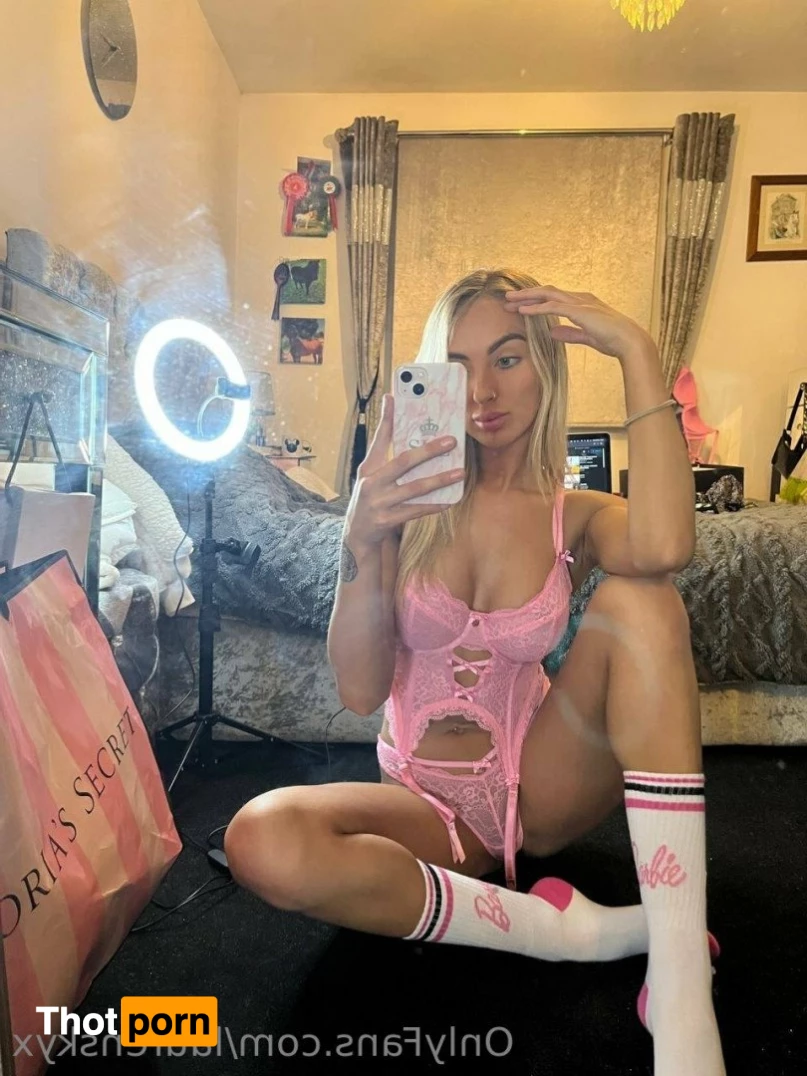 Lauren (Barely Legal) 💦😻 5506759