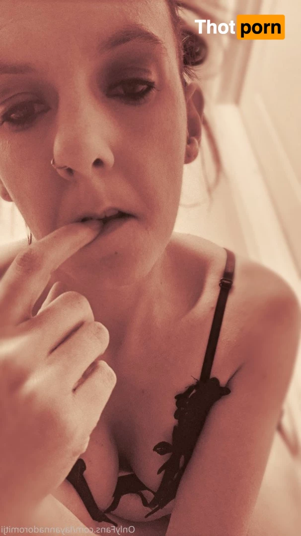 ᏞᎪᎽᎪᏁᏁᎪ 5506372