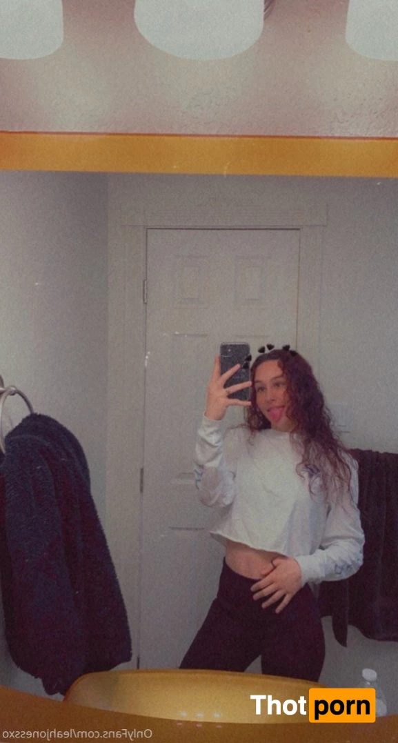 KINKYKYLIE UNCENSORED 5406090