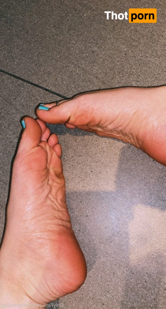 KINKYKYLIE UNCENSORED 5406194