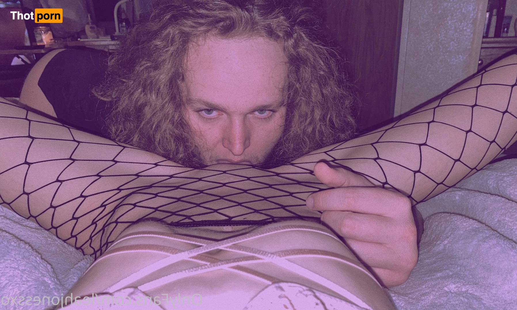 KINKYKYLIE UNCENSORED 5406342