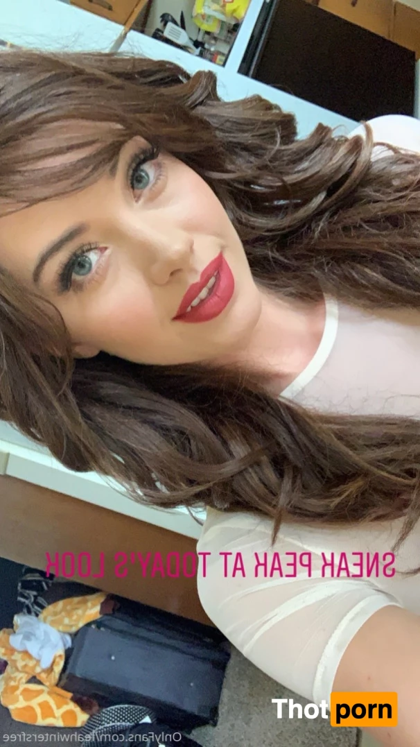 leahwintersfree 5704394