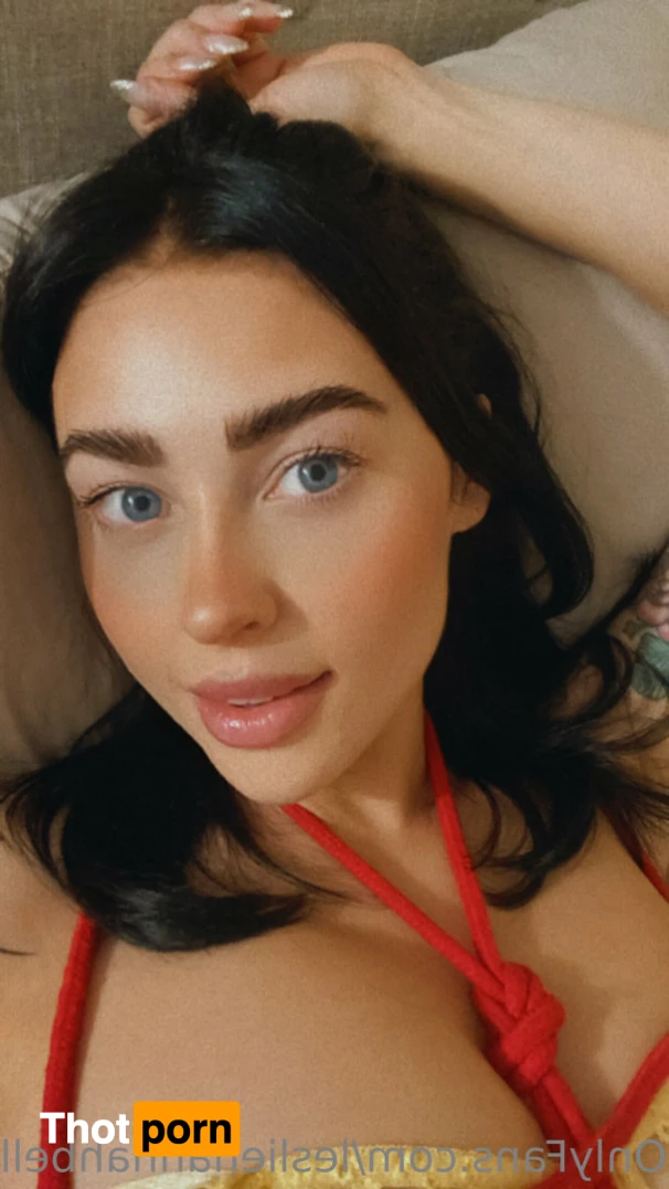 💜Leslie Golden 11827221