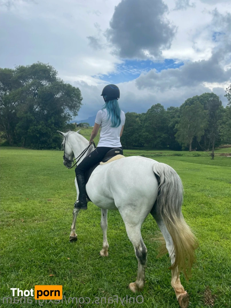 lexi graham 12353731