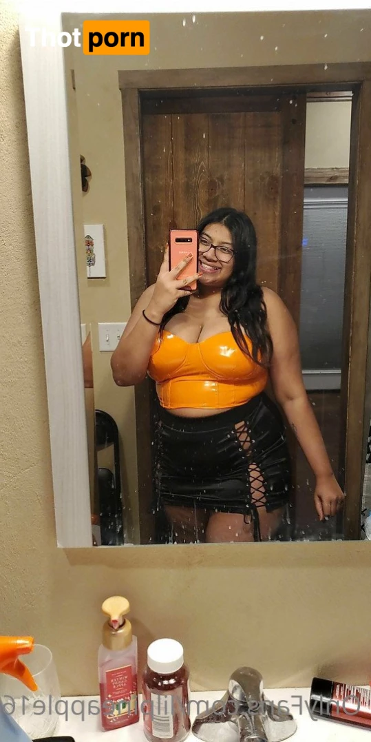 Lil pineapple 5477918