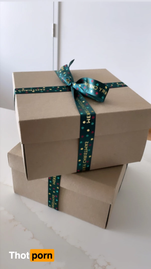 EVIE 🌻 𝗡𝗲𝘄 𝘀𝘂𝗯 = 𝗙𝗿𝗲𝗲 🍆 𝗿𝗮𝘁𝗶𝗻𝗴 9513808