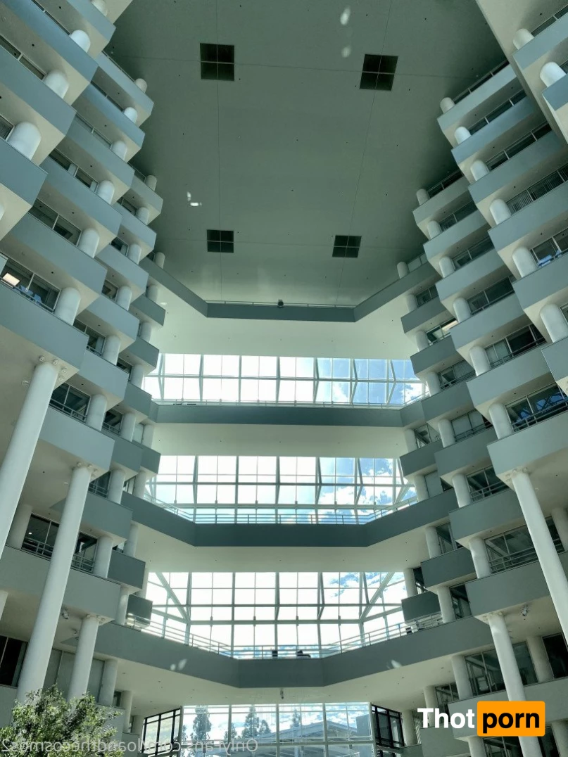 loandthecosmos2 5438866