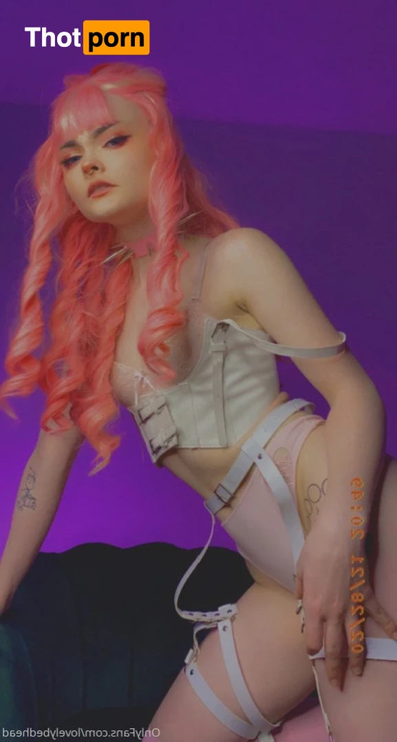 lovelybedhead 5466135