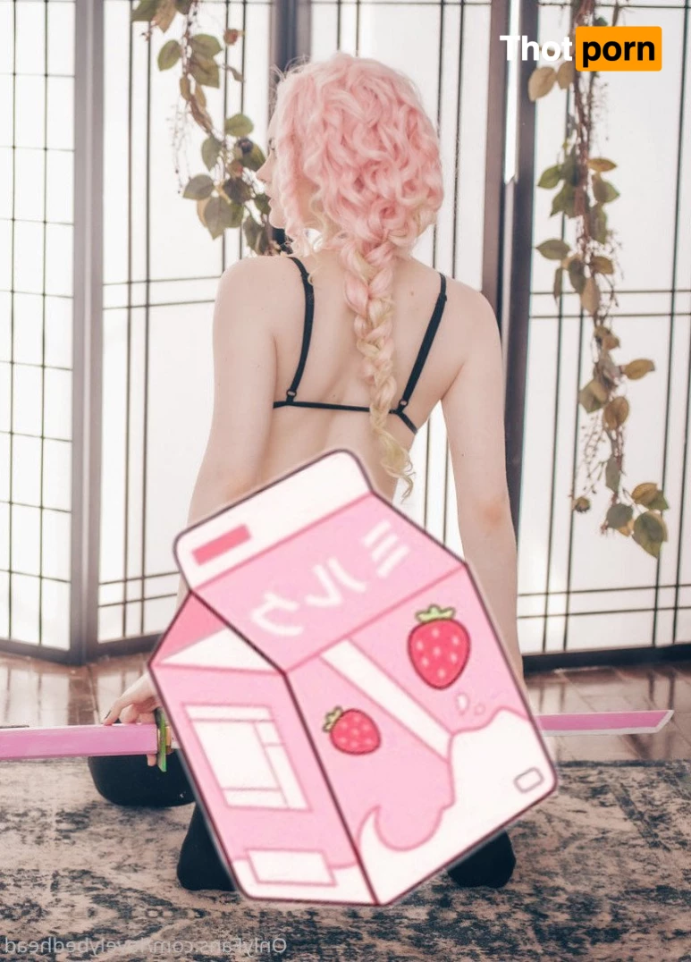 lovelybedhead 5466166