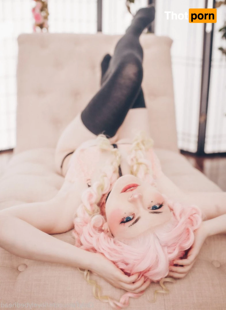 lovelybedhead 5466432