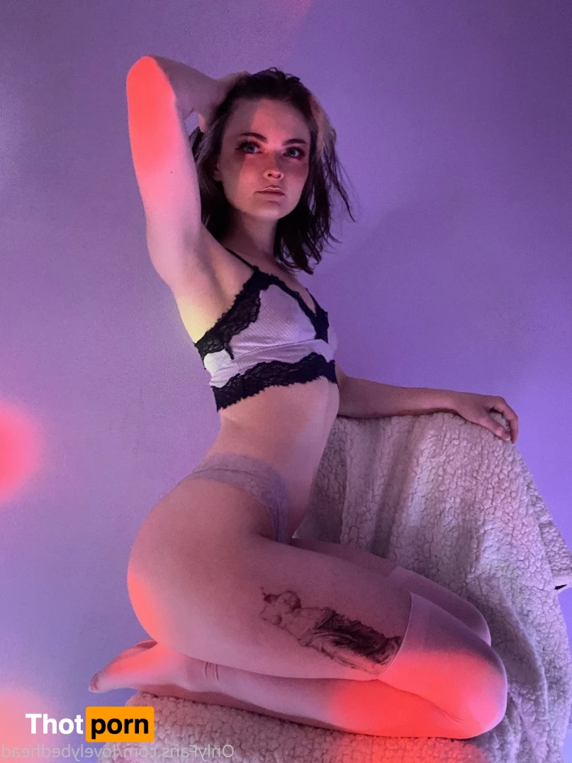 lovelybedhead 5466507