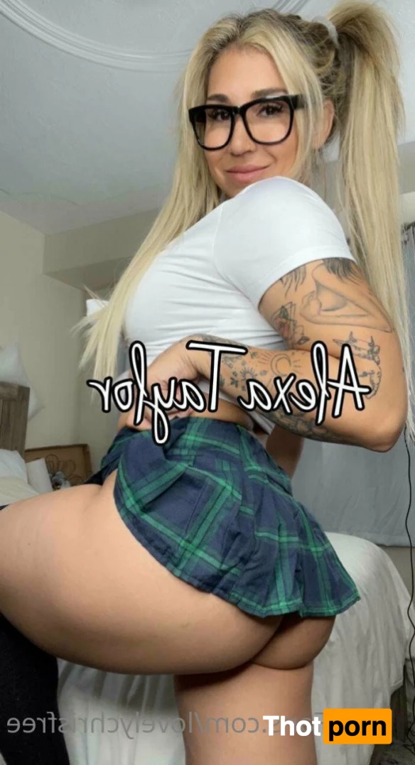 YOUR JIZZ BUCKET 💧🗑💧 5389437