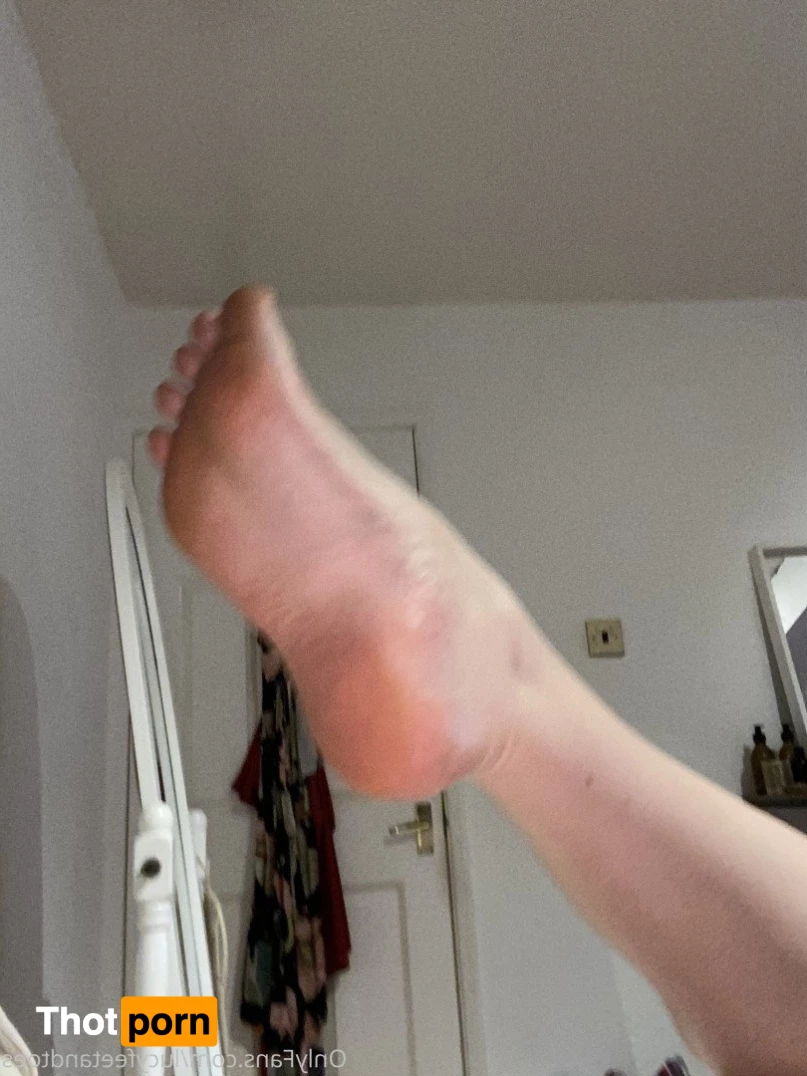 lucyfeetandtoes 5132996