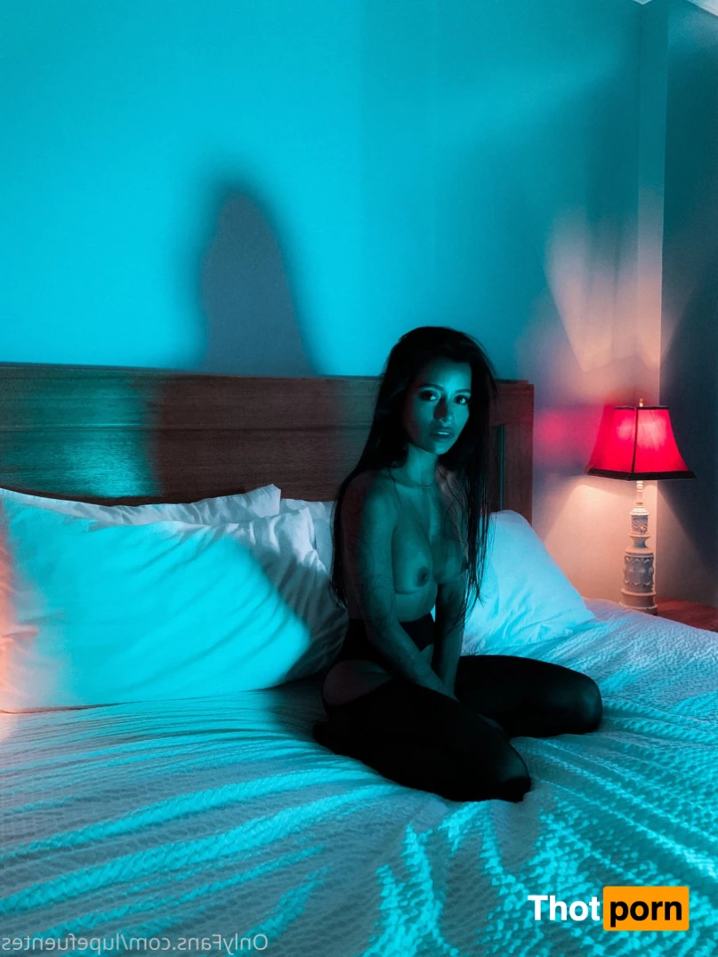 Lupe Fuentes 5602447