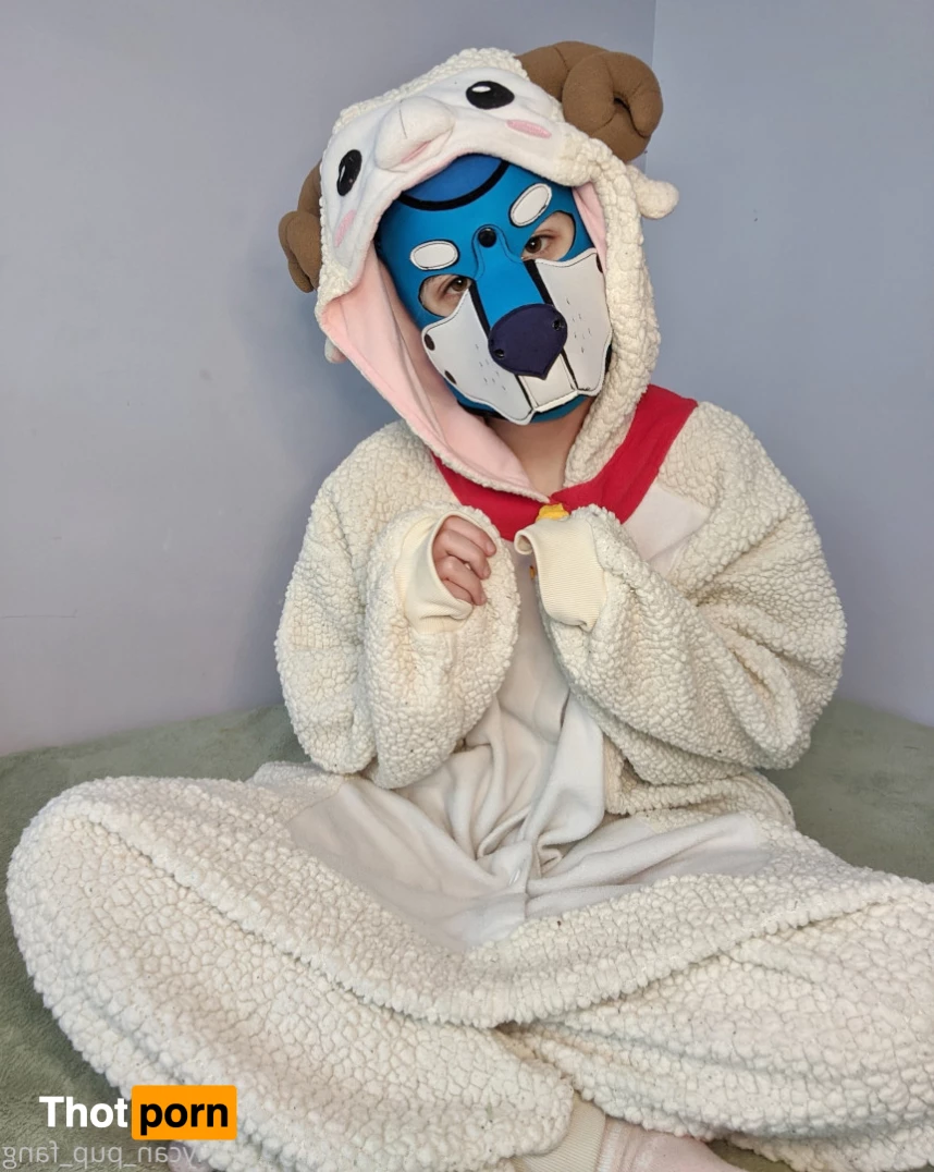 Pup's Kinky Den 9074054