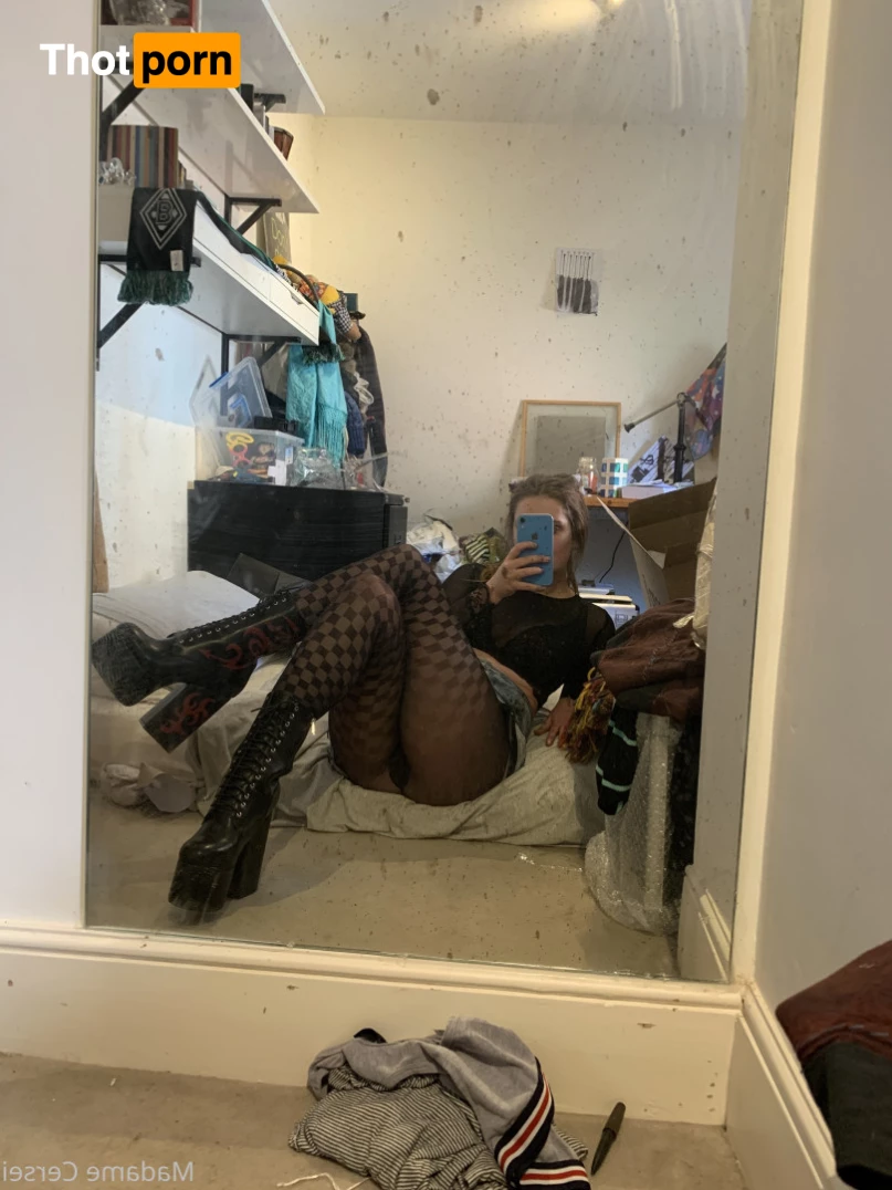 Madame Cersei 5578771