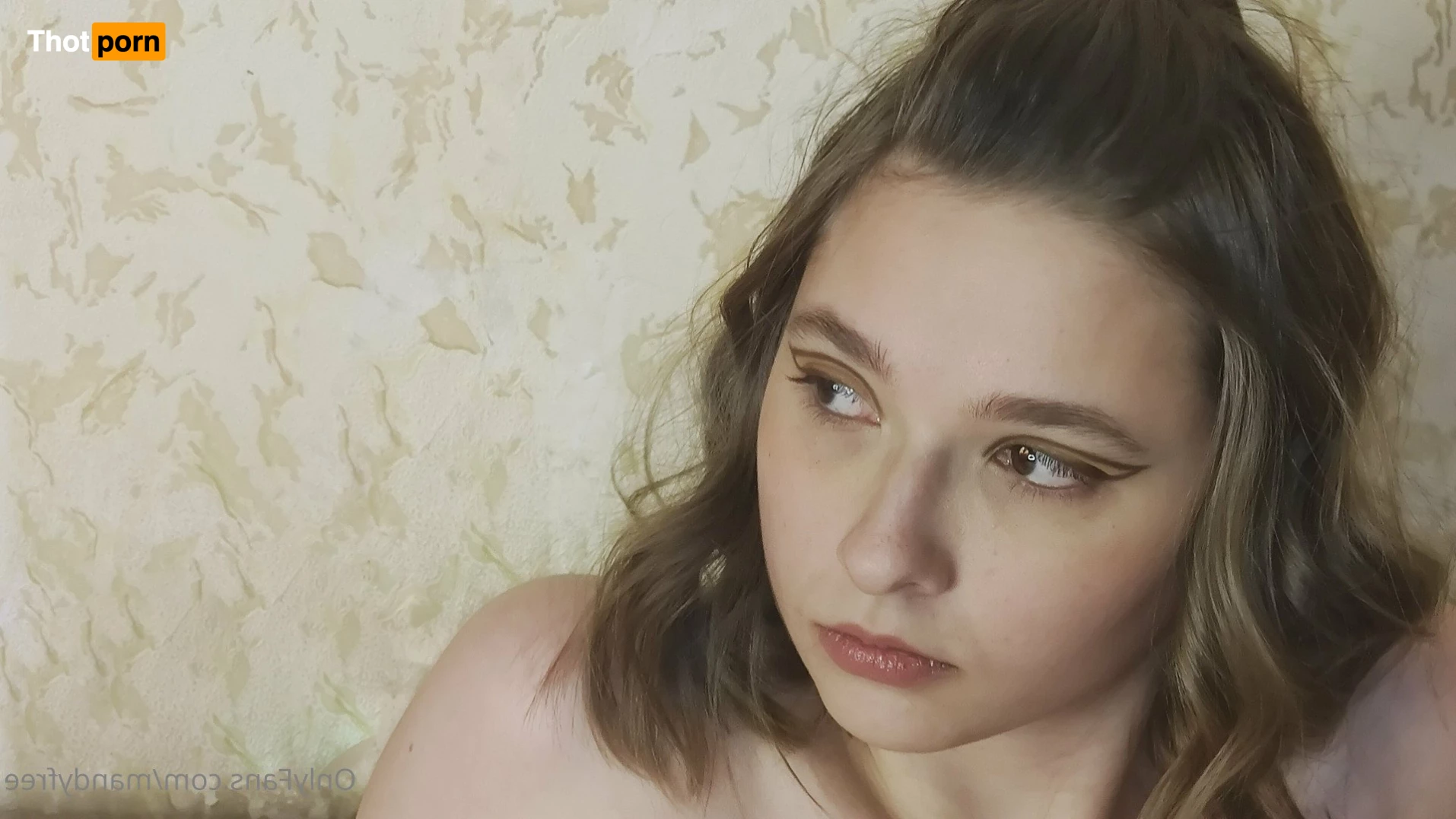 Amanda Coffi 5502343