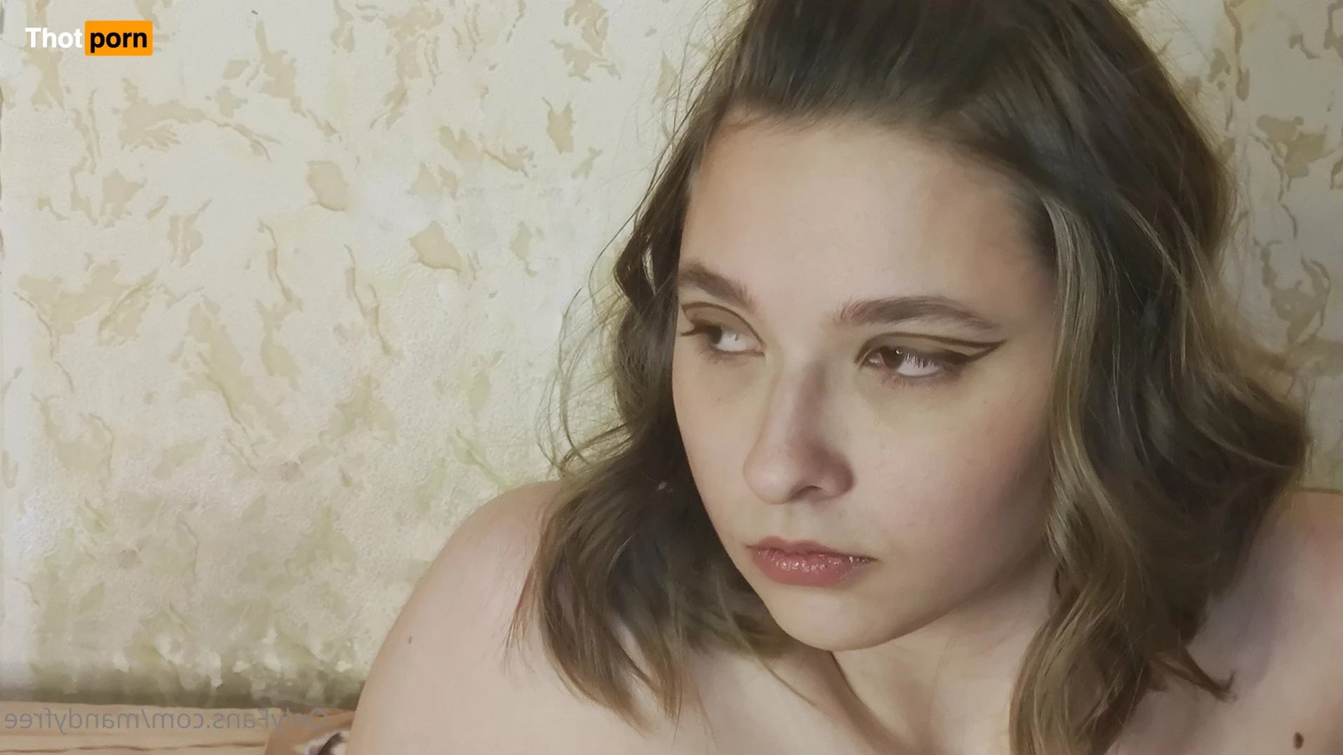 Amanda Coffi 5502355