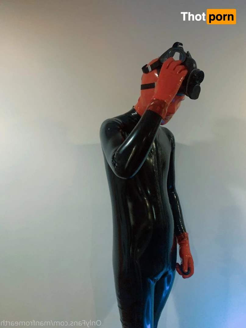 manfromearth 5128287