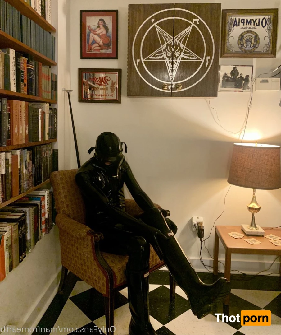 manfromearth 5128328