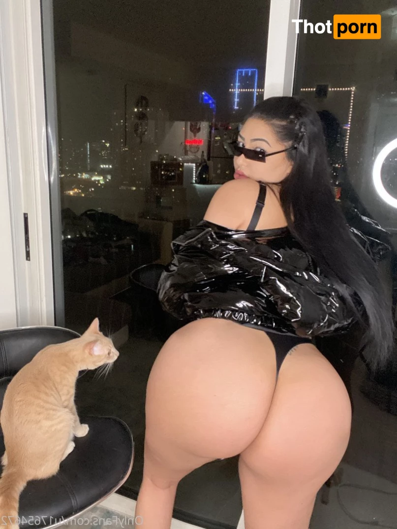 Azaria_andrews 5422563