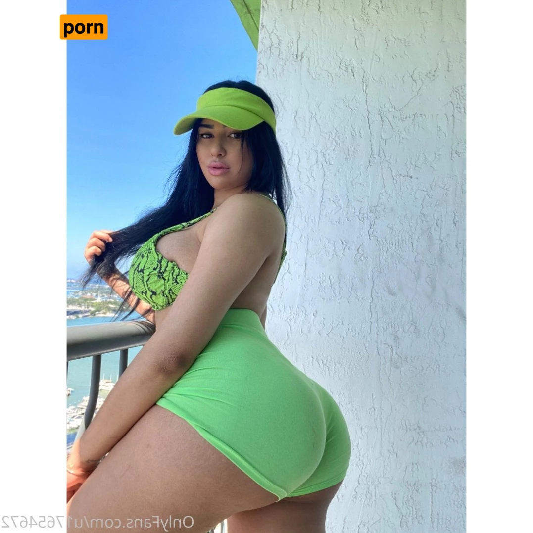 Azaria_andrews 5422885