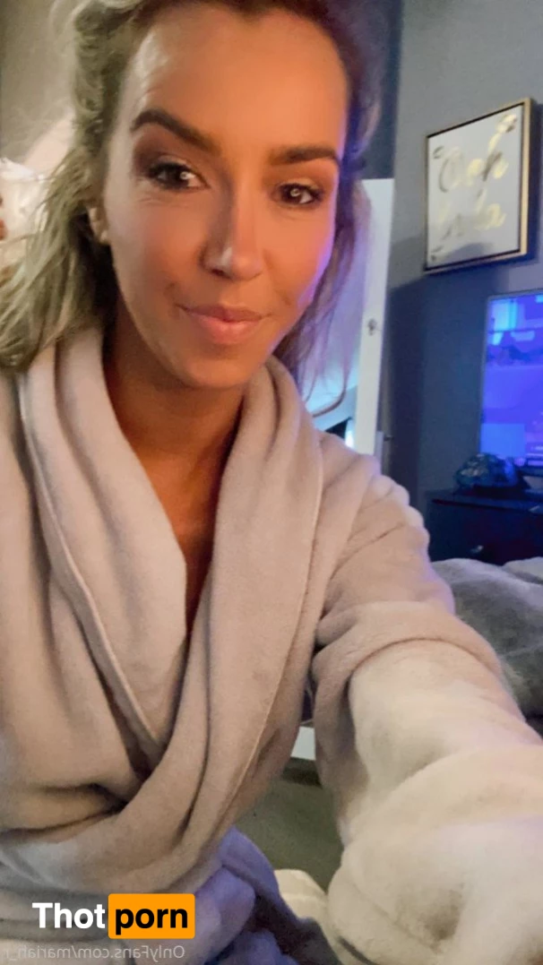 Mariah Rivera 🌟 5366575