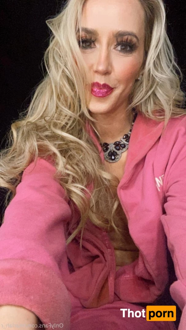 Mariah Rivera 🌟 5367136