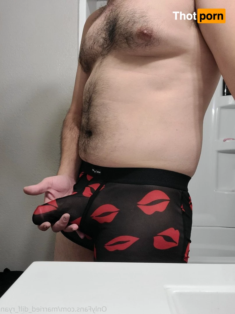 Married Dilf Ryan 5382536