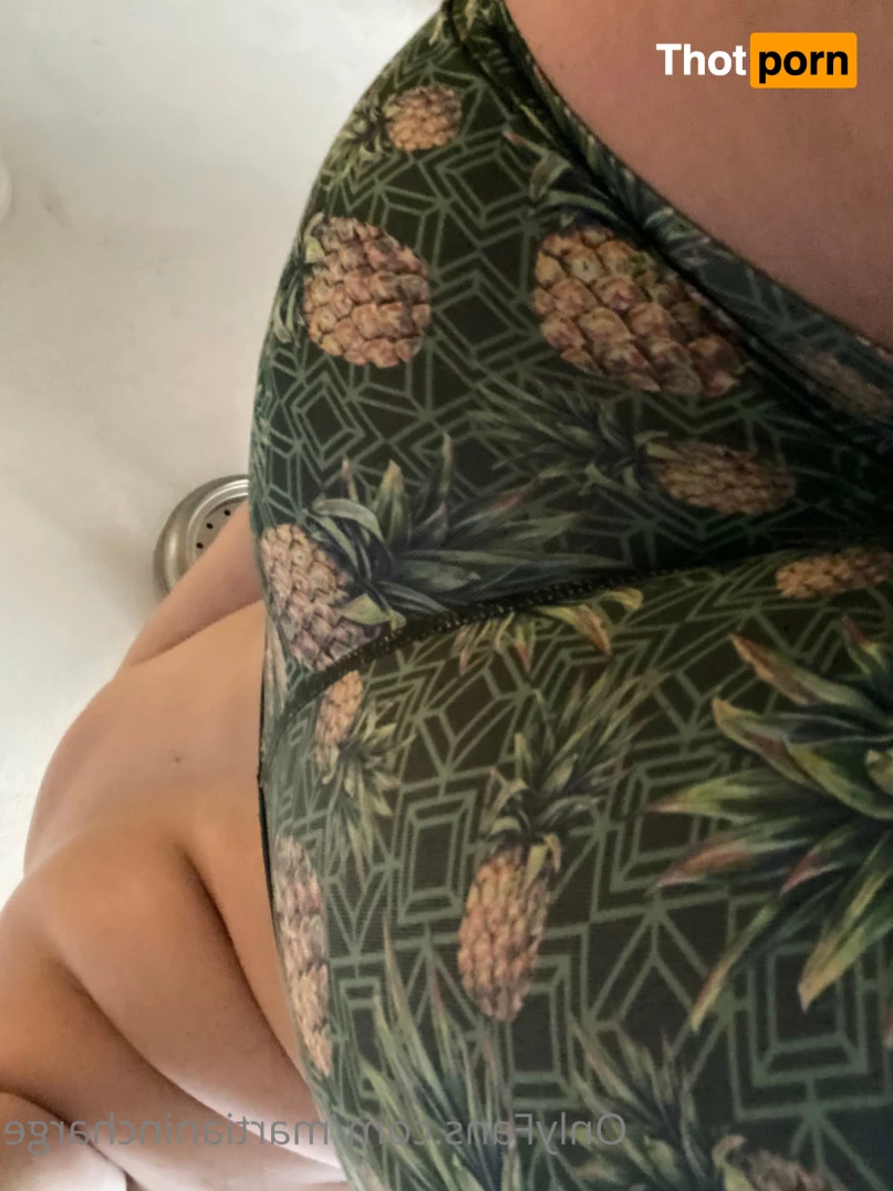 Tiffany Moon 🌙 10830917